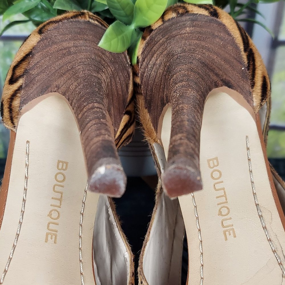 BOUTIQUE 9 ANIMAL PRINT OPEN TOE HEELS (9) - Picture 14 of 15